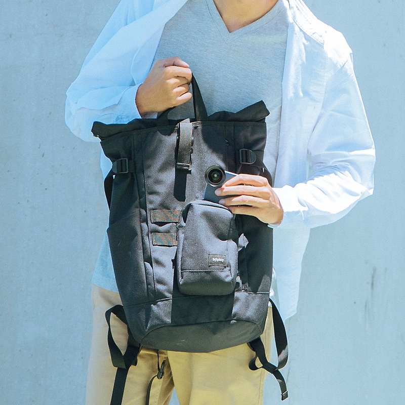 Bitplay light travel bag backpack & mobile phone bag - กระเป๋าเป้สะพายหลัง - เส้นใยสังเคราะห์ สีดำ