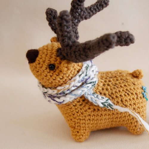 布。棉花 毛線娃娃 手作玩偶 角落動物 羊毛氈 繡花圍巾聖誕麋鹿
