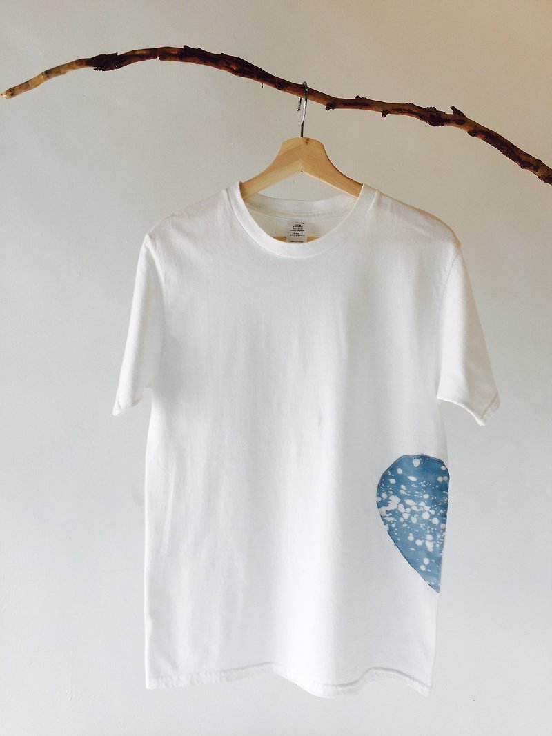 Freeze isvara simple series to find half (left) cotton T-shirt - เสื้อฮู้ด - ผ้าฝ้าย/ผ้าลินิน สีน้ำเงิน