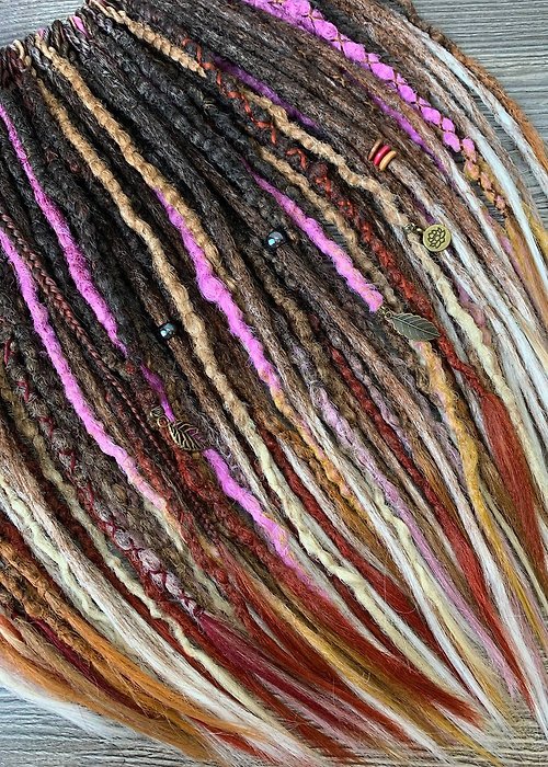 RinDreads Pink Accent Autumn Synth Dreadlocks, Ombre Brown to Beige and Burgundy, DE or SE