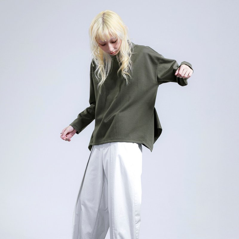 霧脈側襬衩高領上衣  |聖誕・節慶・禮物・冬季搭配 - 女裝上衣 - 其他材質 綠色