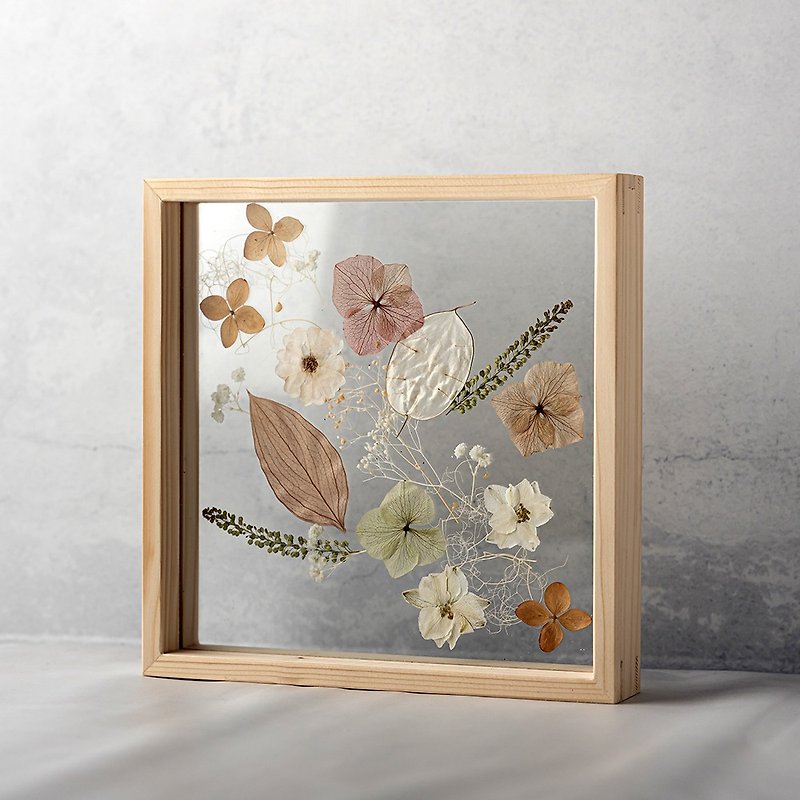 Flora hand-made pressed flower photo frame - Dried Flowers & Bouquets - Plants & Flowers Pink