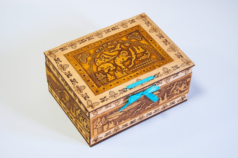 Exchanging Gifts with a Handmade Jewelry Box Mother Day - กล่องเก็บของ - ไม้ สีนำ้ตาล