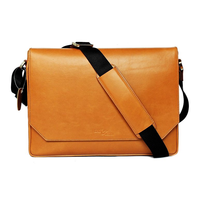 กระเป๋าเอกสาร Notebook Briefcase Caramel for Macbook 13นิ้ว, Laptop 14นิ้ว - กระเป๋าแล็ปท็อป - หนังแท้ สีส้ม