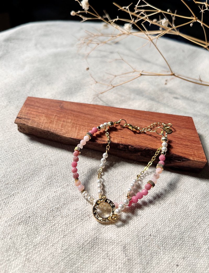 Natural stone bracelet—Sunshine rose garden rose Stone/freshwater pearl - Bracelets - Crystal Pink