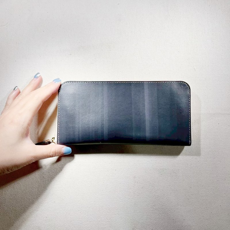 植鞣革長夾_12卡U型拉練_灰藍 - 錢包/皮夾/長短夾 - 真皮 多色