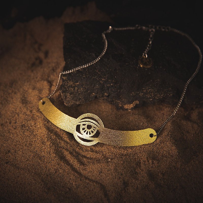 【Horus Series】Eye of Horus Metallic Leather Necklace/Clavicle Chain - สร้อยคอ - หนังแท้ 