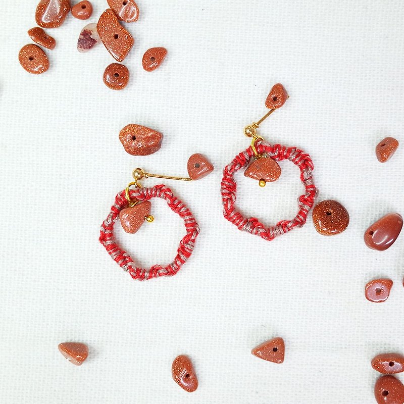 Hand-knitted earrings twist red gold Stone ear needles/ Clip-On - ต่างหู - งานปัก สีแดง