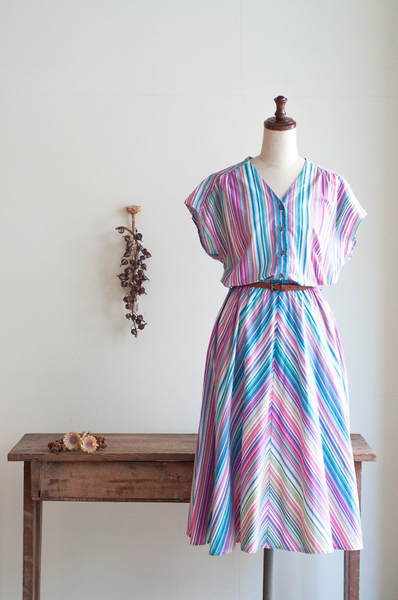 Vintage / short-sleeved dress no.246 tk - ชุดเดรส - ผ้าฝ้าย/ผ้าลินิน สึชมพู