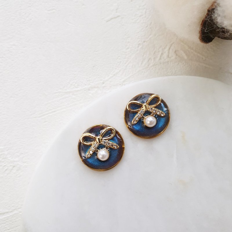 極光之禮 - 不痛U型耳夾 不鏽鋼耳針 矽膠耳針 - 耳環/耳夾/耳骨夾 - 其他金屬 多色