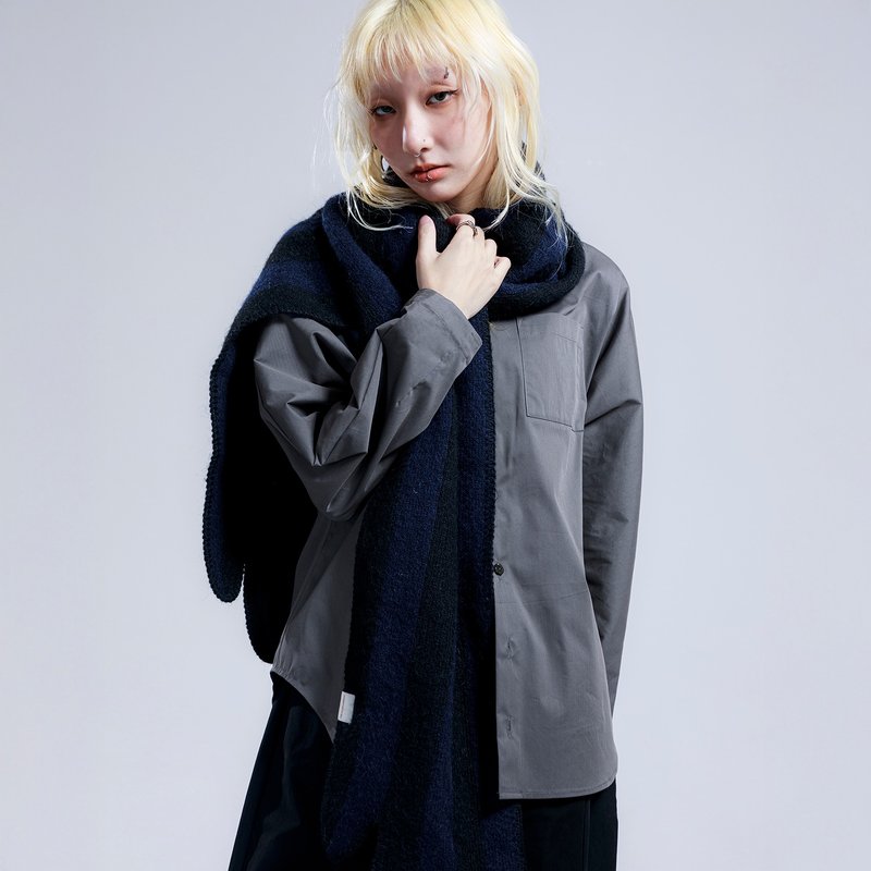 貼袋活褶長袖襯衫 - 女襯衫 - 其他材質 灰色