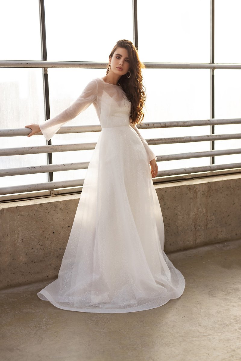 波西米亞風婚紗長袖婚紗透明硬紗新娘禮服帶火車裙波西米亞婚禮 - 禮服/小禮服 - 其他材質 白色