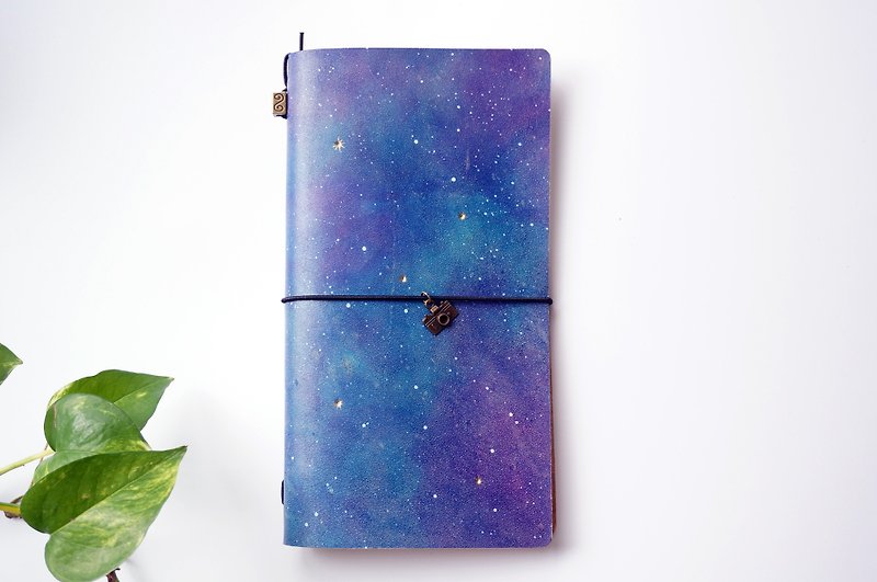 Hand-dyed Universe Starry Sky TN notebook pocket book - สมุดบันทึก/สมุดปฏิทิน - หนังแท้ สีม่วง