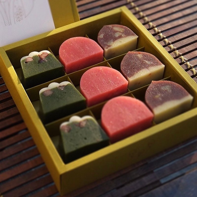 Sanyo Gift Box | Kuri Kokura, Sakura Plum, and Cangsong Nine - เค้กและของหวาน - อาหารสด สีแดง