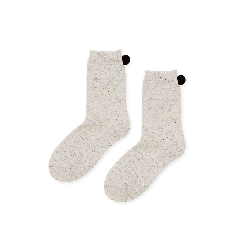 SC. GREEN 保暖舒適 特殊小毛球設計 中筒女襪 - 襪子 - 羊毛 卡其色