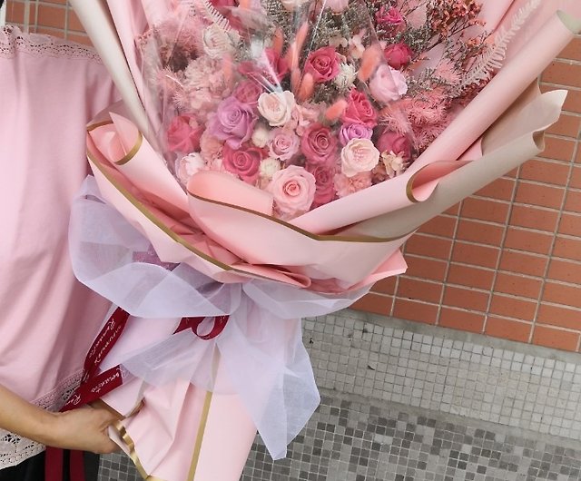 人と同じくらい大きい 特大の花束 巨大な花束 不滅のバラ プロポーズの花束 ドライフラワー ショップ Hellogreen ドライフラワー ブーケ Pinkoi