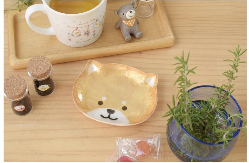 日本直送 貝殼母小動物置物盤 - 擺飾/家飾品 - 貝殼 多色