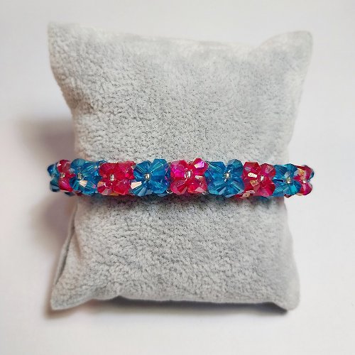 luckyhandmade246 ฺBlue Pink Handmade Casual Style Beaded Bracelet Fashion Cute Beautiful Gift