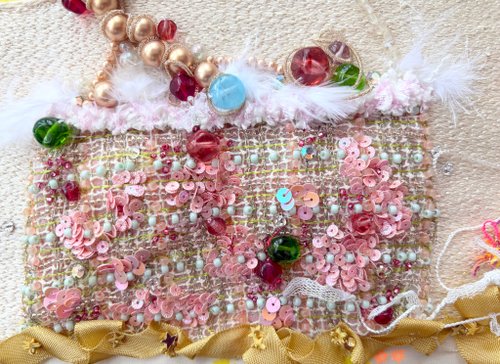 ビーズ刺繍アート 額装 Liberty is a jewel - ショップ ビーズ