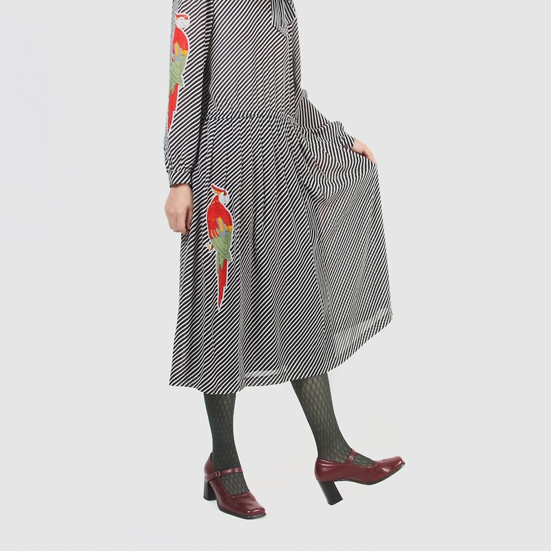 [Egg Plant Vintage] Parrot Lady Printed Vintage Dress - One Piece Dresses - Polyester Black