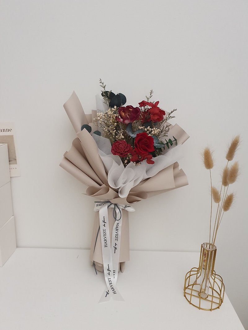 everlasting rose bouquet - Dried Flowers & Bouquets - Plants & Flowers Red