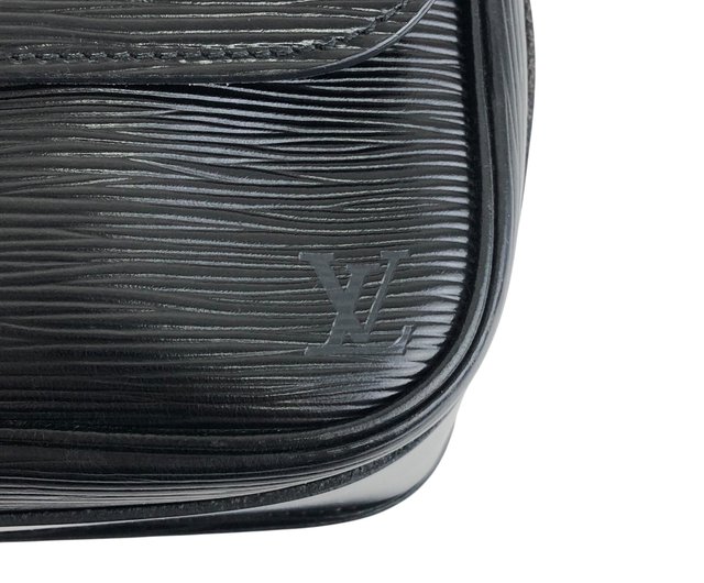 日本直送名牌中古包】LOUIS VUITTON ルイヴィトンエピショルダー