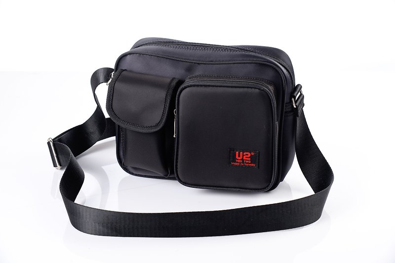 Minimalist - Lightweight, water repellent side backpack - กระเป๋าแมสเซนเจอร์ - วัสดุกันนำ้ สีดำ