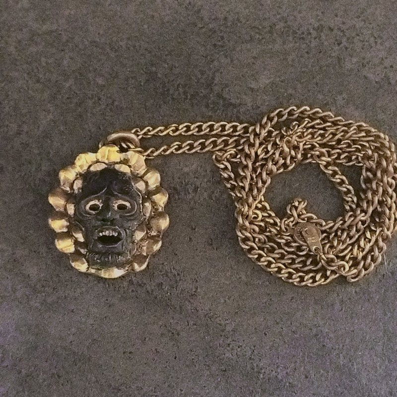 Brass Mask necklace by GRYPHON - 項鍊 - 銅/黃銅 金色