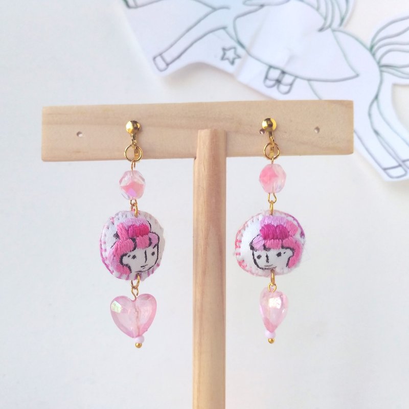 Hand - painted embroidered earrings balls bun littel me  embroidered earrings - ต่างหู - งานปัก สึชมพู