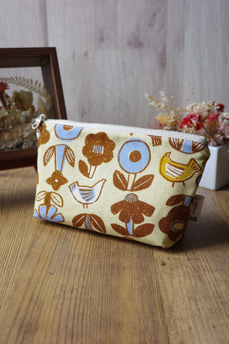 花園與鳥兒 棕 - 化妝包 萬用包 收納袋  | 海柏手作 - 化妝包/收納袋 - 棉．麻 