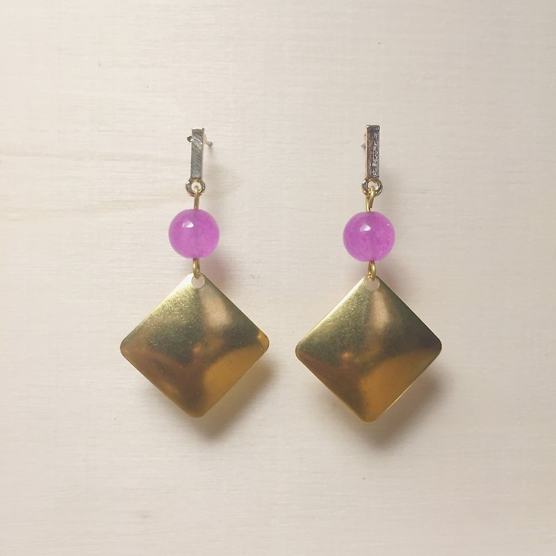 Purple jade three-dimensional diamond earrings - ต่างหู - หยก สีม่วง