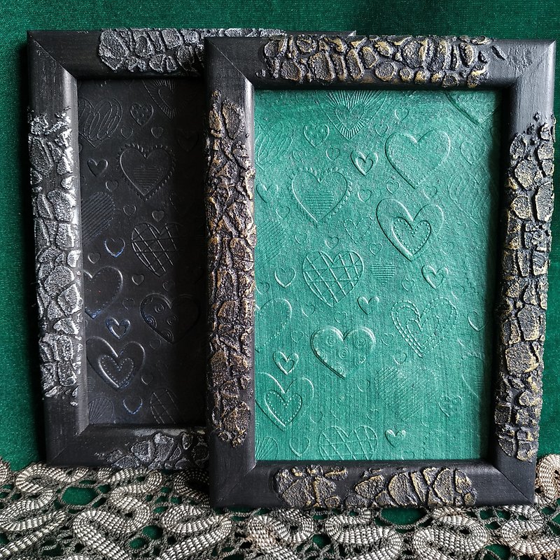 Black gothic wooden frame (for photo 4*6 inches) - Picture Frames - Wood Black