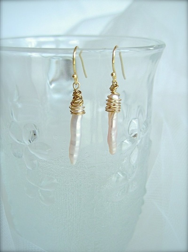 Stick pearl earrings (1) - Earrings & Clip-ons - Gemstone Pink