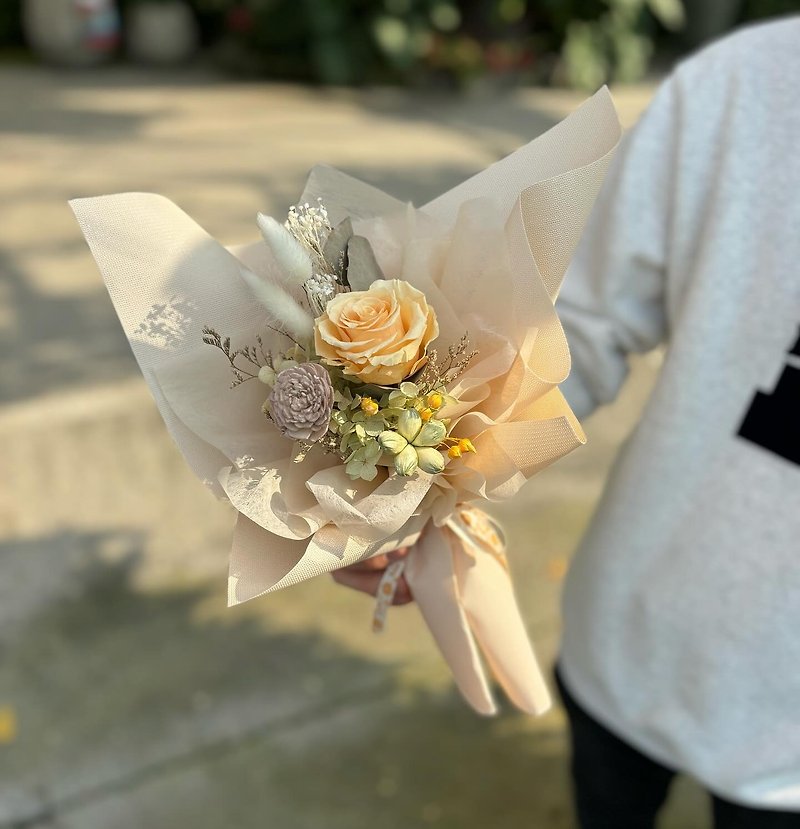 2.14 Valentine’s Day Limited Edition\Permanent Rose Bouquet\Melon and Aurel - Dried Flowers & Bouquets - Plants & Flowers Orange