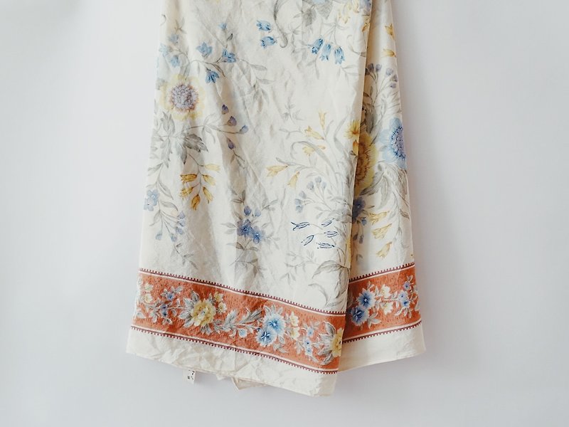 Awhile一時 | Vintage 絲巾 no.1 - 絲巾 - 絲．絹 多色