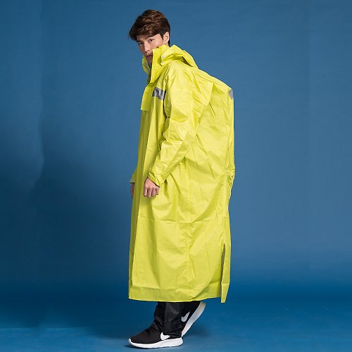BrightDay雨衣 藏衫罩背背款-背包太空連身式風雨衣-黃