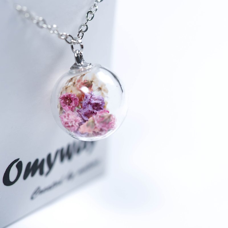 愛の宿題 - オムウェイピンクのジプソフィラドライフラワー永遠の花ガラス玉飾りネックレス1.4センチ - チョーカー - ガラス ホワイト