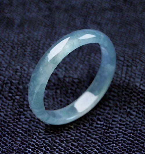 瓔珞珠寶盒 E.L.Jewelry Box 冰藍水翡翠戒指戒圈 | 國際11圍 | 天然翡翠A貨 | 送禮