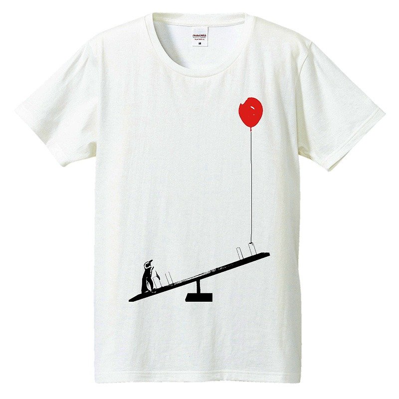 T-shirt / penguins, balloons and seesaw - เสื้อยืดผู้ชาย - ผ้าฝ้าย/ผ้าลินิน ขาว