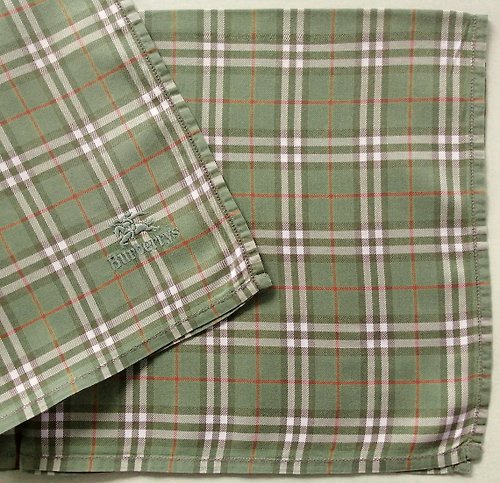 orangesodapanda Burberry Vintage Handkerchief Green Check 17.5 x 17 inches