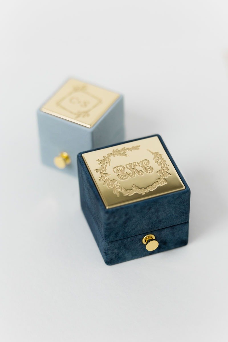 Suede Ring Box - CLASSIC LOCK GRAND - Handmade Monogram Vintage Style Proposal - 戒指 - 真皮 藍色
