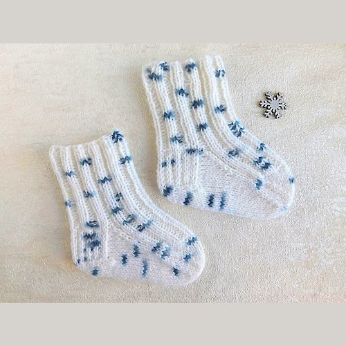 VitalinaKnit Knitting pattern baby socks, Knit baby white socks pattern pdf