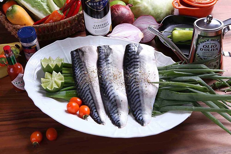 【優惠免運組】挪威薄鹽鯖魚15包 185g+/-15g×15 - 其他 - 新鮮食材 銀色