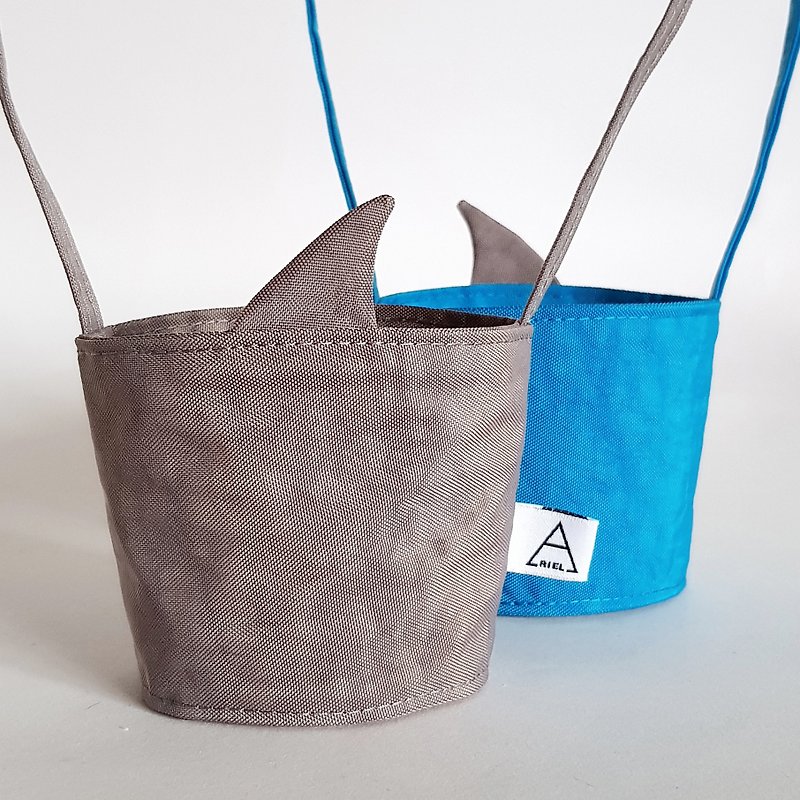 Other Materials Beverage Holders & Bags Gray - New iron gray shark fin / shark is coming environmentally friendly drink cup bag / couple girlfriend Moji group