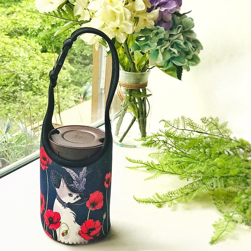 Big Cup Set | Water Bottle Bag | Buckle Style, Handheld, Side Back-Poppy Beauty Cat - ถุงใส่กระติกนำ้ - วัสดุกันนำ้ สีดำ