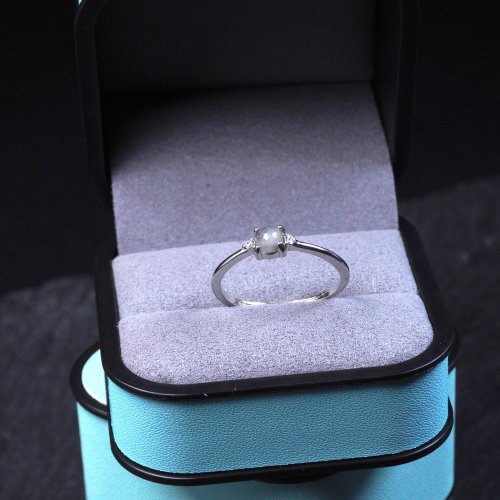 瓔珞珠寶盒 E.L.Jewelry Box 冰種白翡翡翠蛋面戒指 925純銀 | 天然緬甸玉翡翠A貨 | 送禮