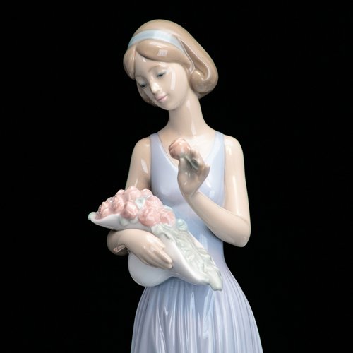 【美品】NAO　リヤドロ人形　母子像 陶器製 40✕23cm　スペイン製 美品】NAO リヤドロ人形 母子像 陶器製 40✕23cm スペイン製