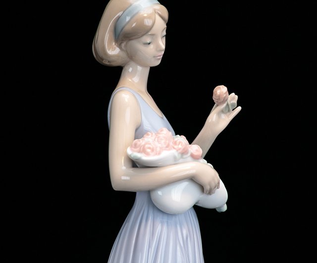 Spanish Lladro NAO elegant 1999 Rose Belle hand-carved ceramic doll  porcelain doll - Shop ten22888 Stuffed Dolls & Figurines - Pinkoi