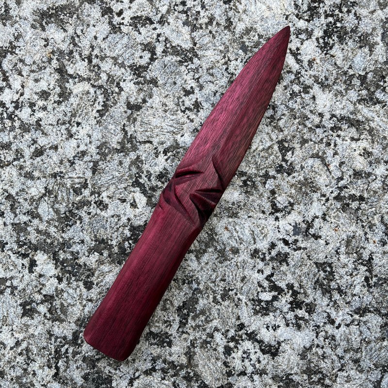 我販劍　魔劍　知紫知匕　手工木劍　藝術木刀　匕首　妖刀紙鎮 - 擺飾/家飾品 - 木頭 紫色