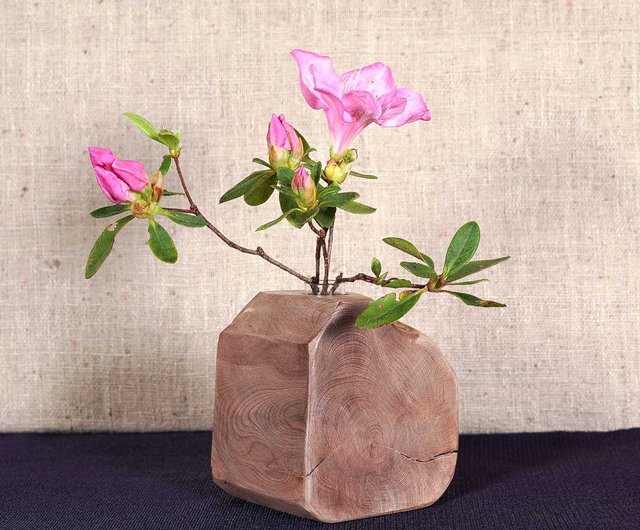 Driftwood vase, flower base, vase, wooden vase, small vase, natural  interior, - Shop driftwoodartdesign Plants - Pinkoi